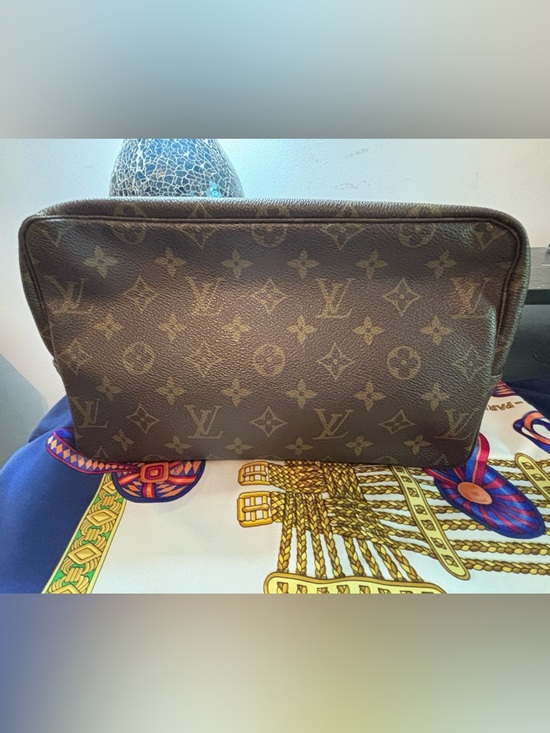 Louis Vuitton Handbags - Authentic Louis Vuitton Vintage Trousse Toilette 28 - Excellent Condition